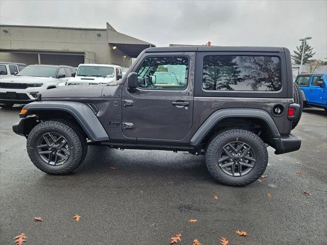 New 2026 Granite Crystal Metallic Clear-Coat Exterior Paint Jeep Sport S image 4