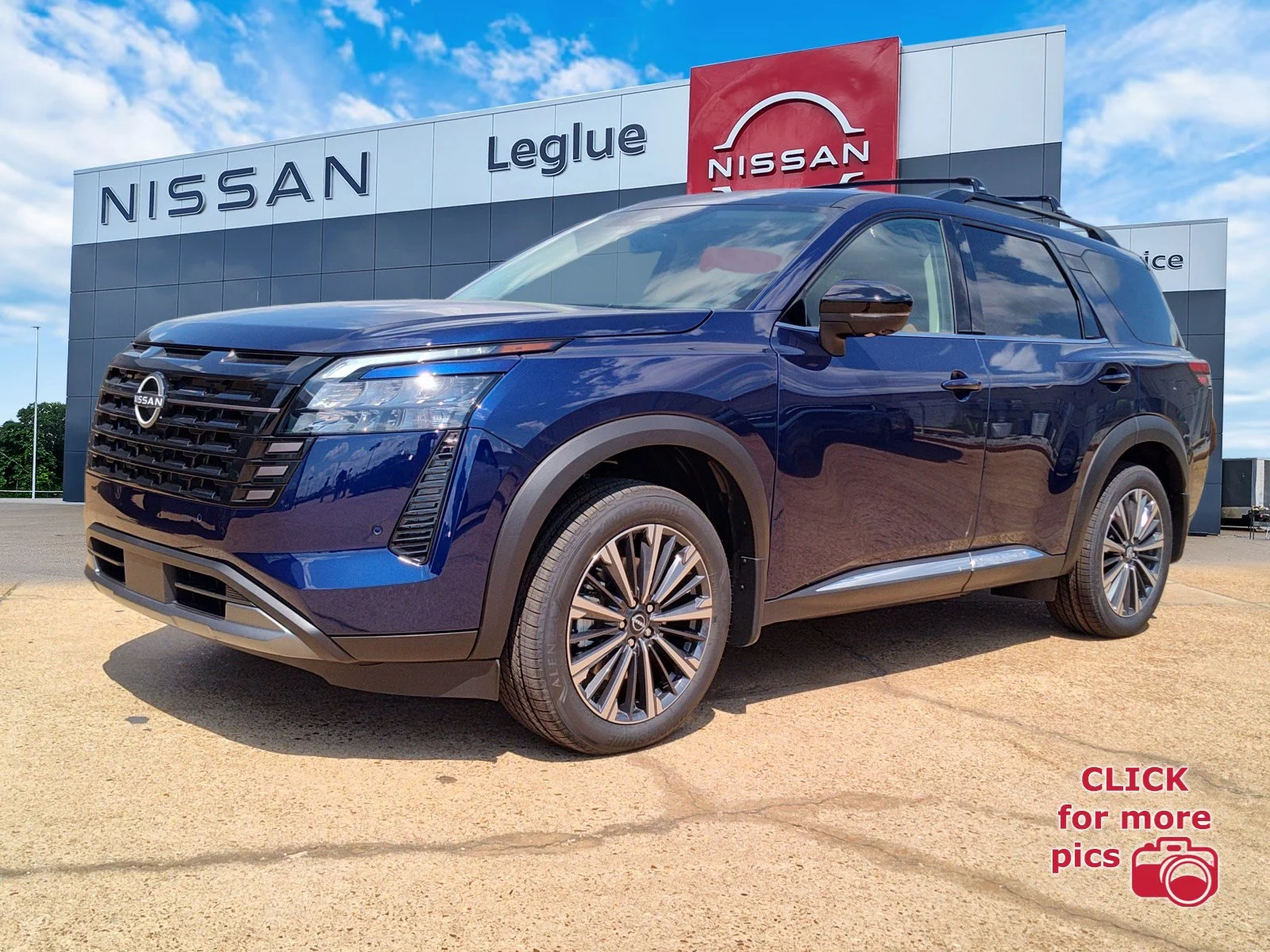 2026 Nissan Pathfinder Platinum