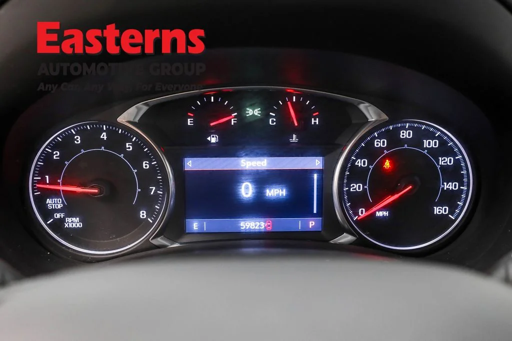 Used 2023 White GMC SLT image 18