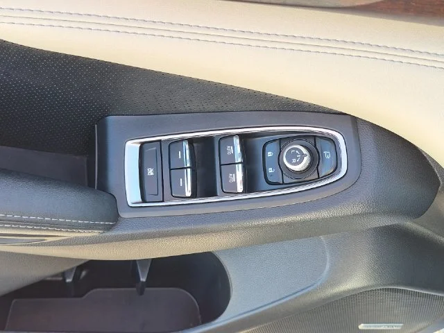 Used 2021 Silver Subaru Touring image 14