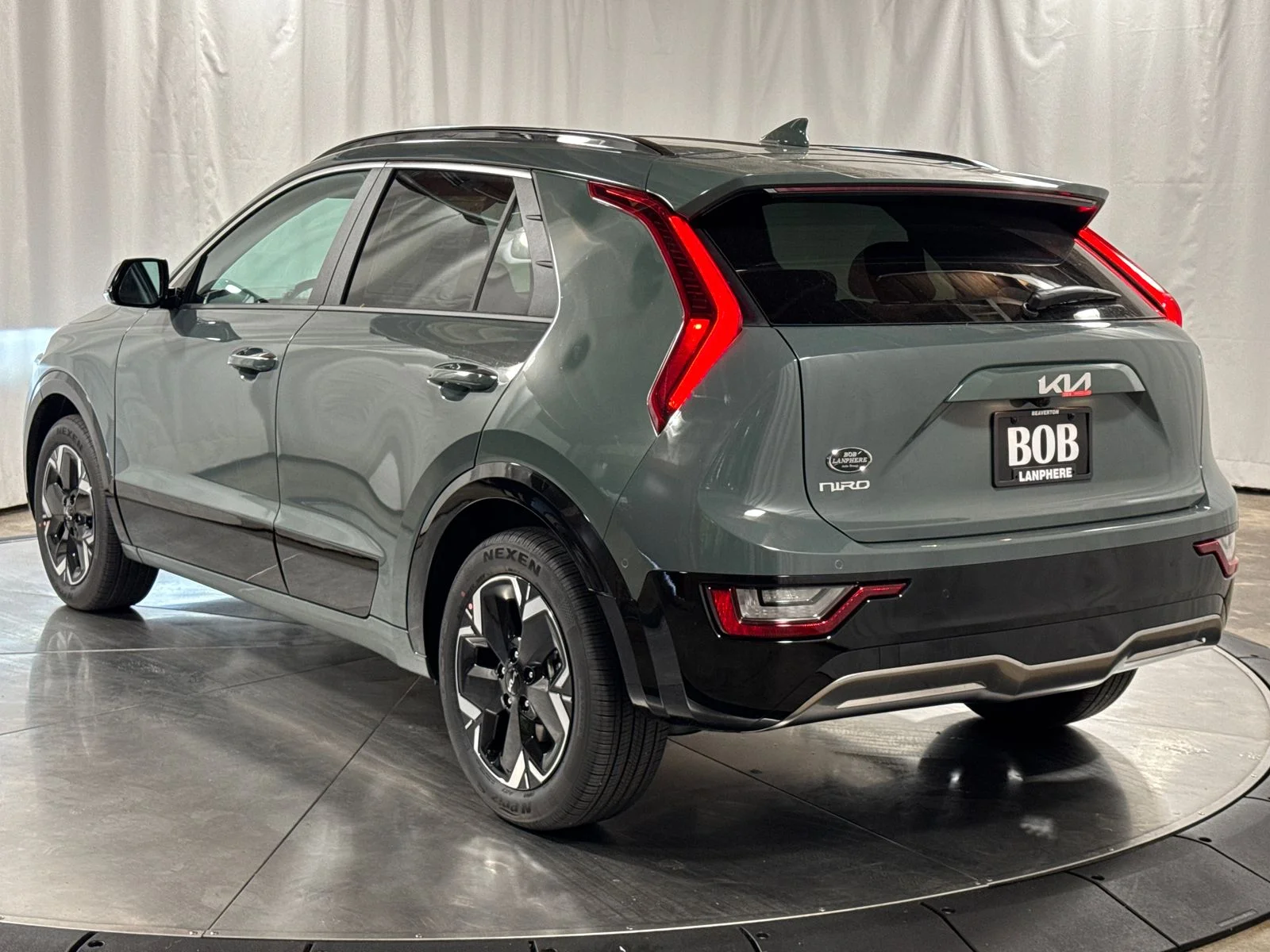New 2026 Cityscape Green Kia Wave image 7