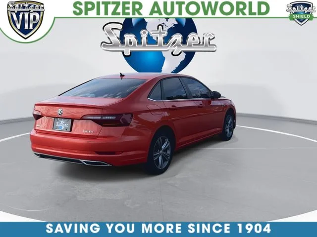 Used 2019 Orange Volkswagen R-Line image 9