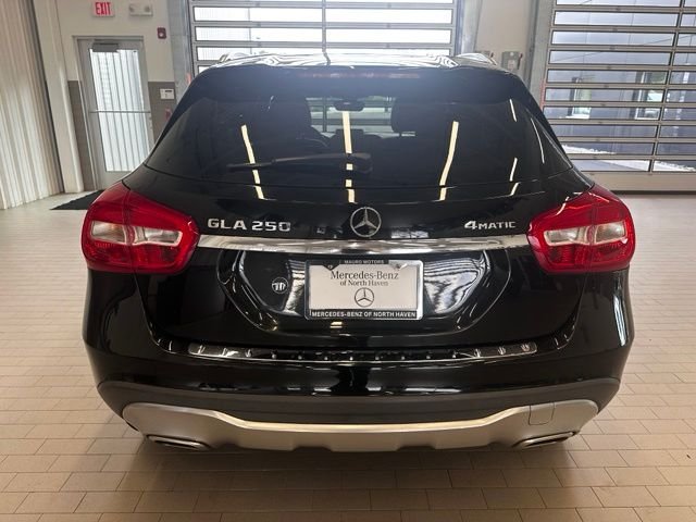 Used 2019 Black Mercedes-Benz GLA 250 image 4