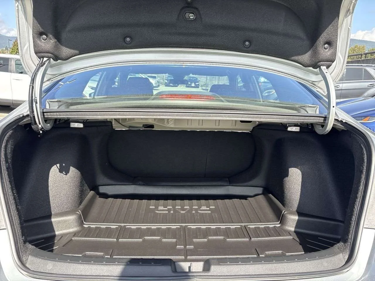 Used 2026 Solar Reflection Silver Metall Honda Sport eCVT Sedan Certified Pre-Owned   No Accident image 30