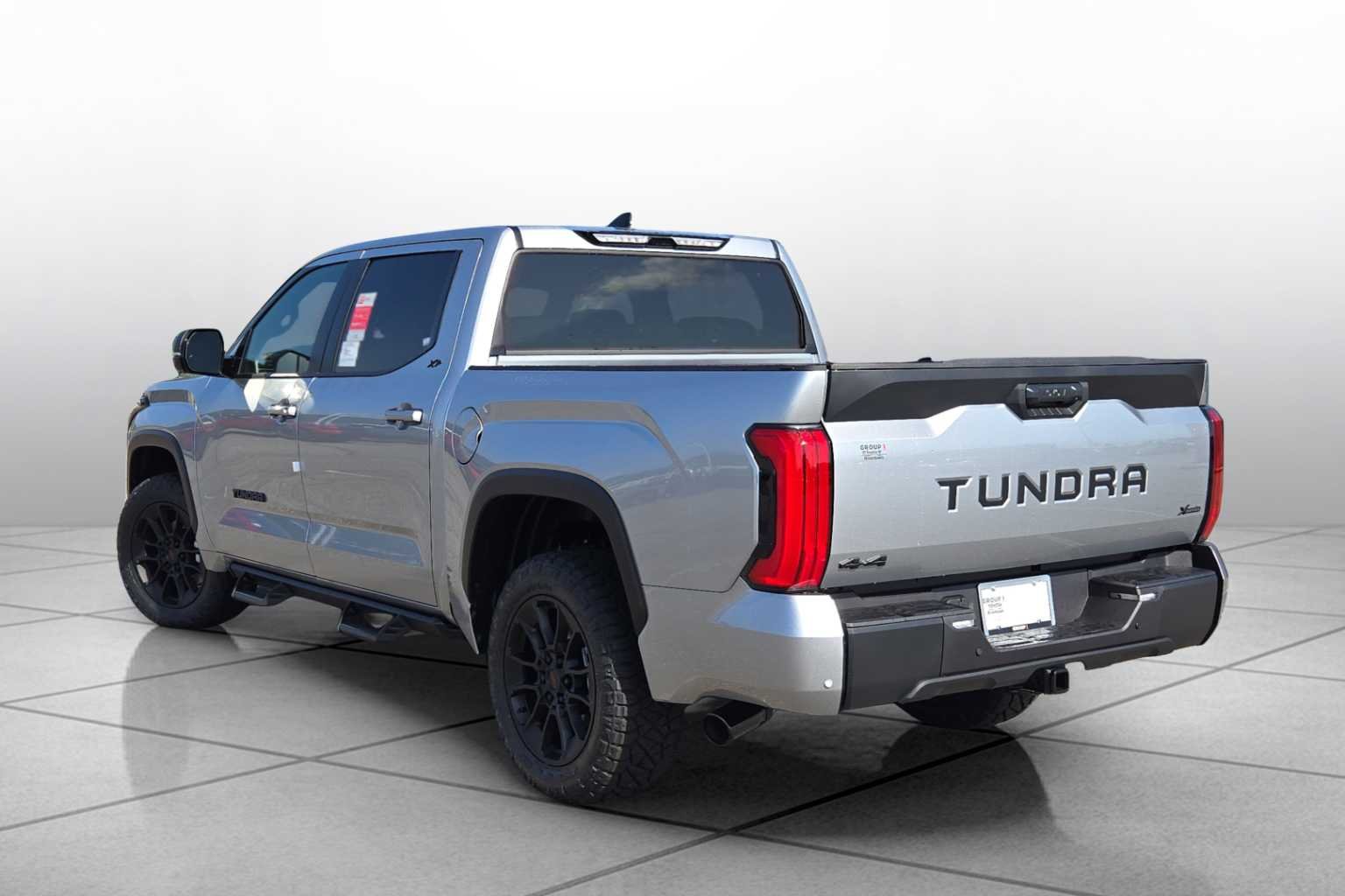 2026 Toyota Tundra SR5 - Photo 13