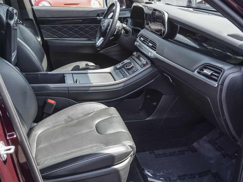 Used 2022 Red Hyundai Calligraphy image 12