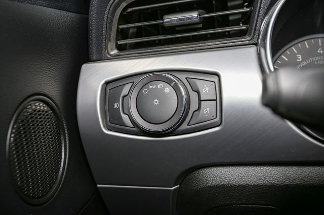 Used 2020 White Ford GT Premium image 32