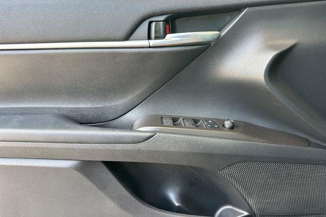 Certified Used 2021 GALACTIC AQUA Toyota  image 11