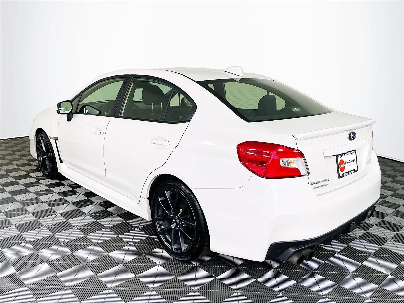 Used 2019 Crystal White Pearl Subaru Premium image 6