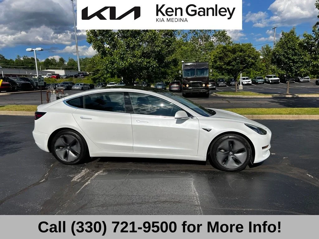 Used 2020 White Tesla Long Range image 4