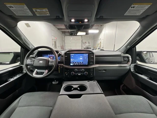 2025 Ford F-150 XLT - Photo 18