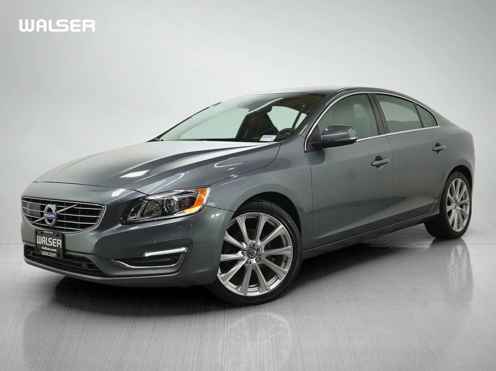 2017 Volvo S60 T5 Inscription Platinum's photo