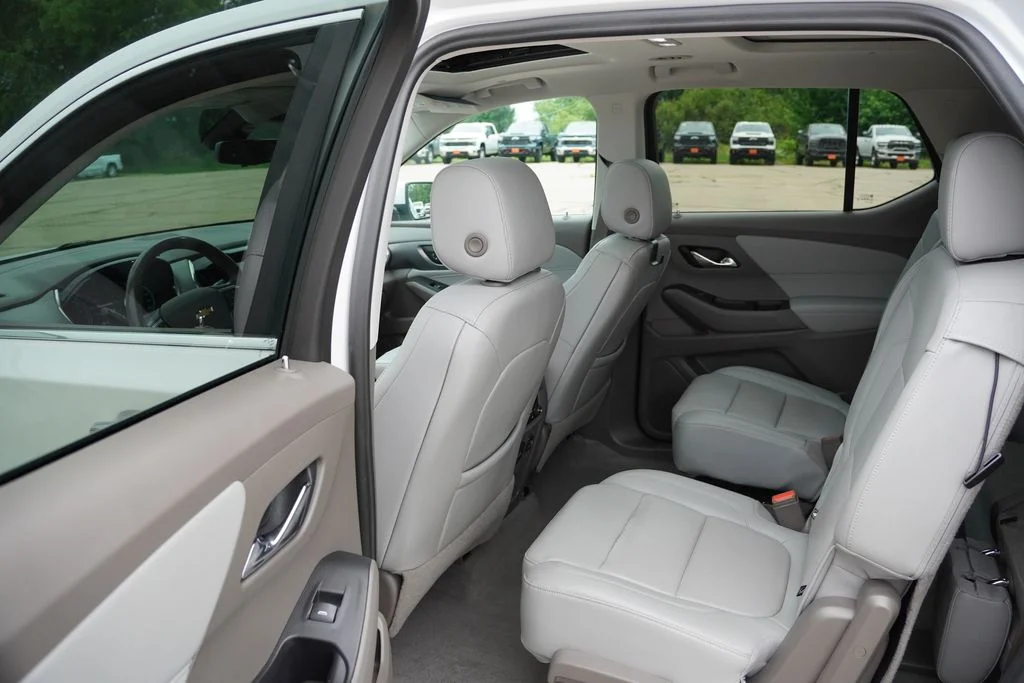 2021 Chevrolet Traverse Premier - Photo 16