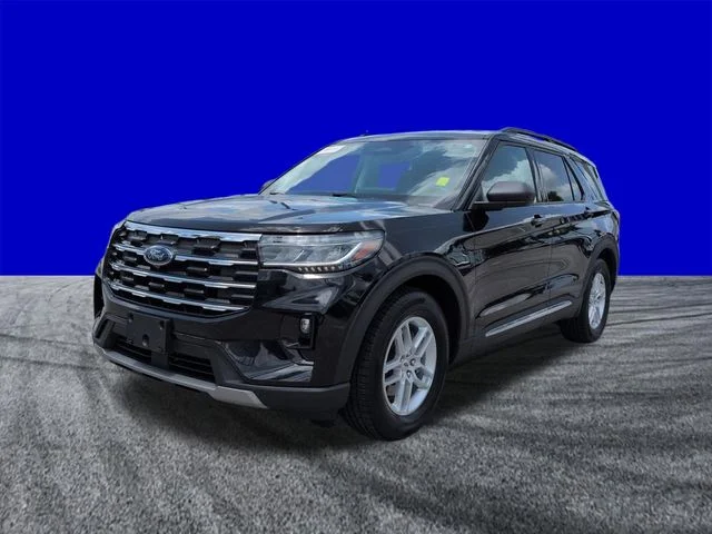 Certified Used 2025 Black Metallic Ford Active image 8