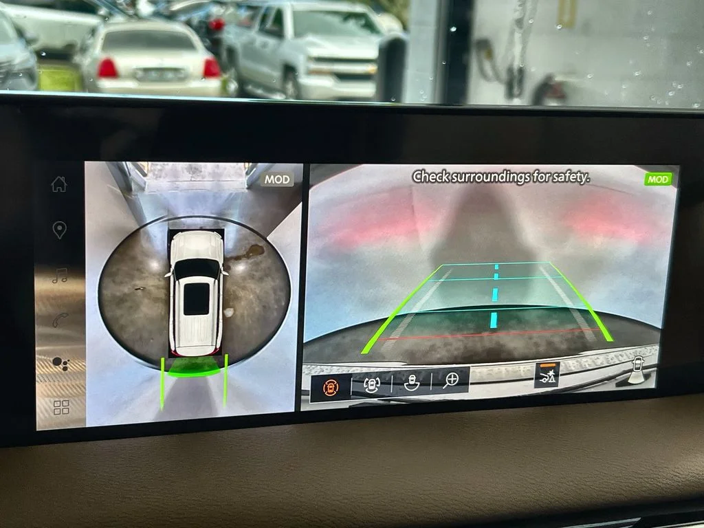 New 2026 White Nissan SL image 23