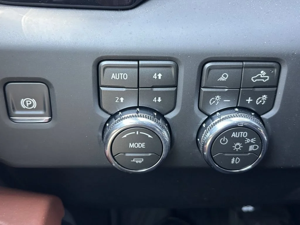New 2026 Glacier White Tricoat GMC Denali Ultimate image 16