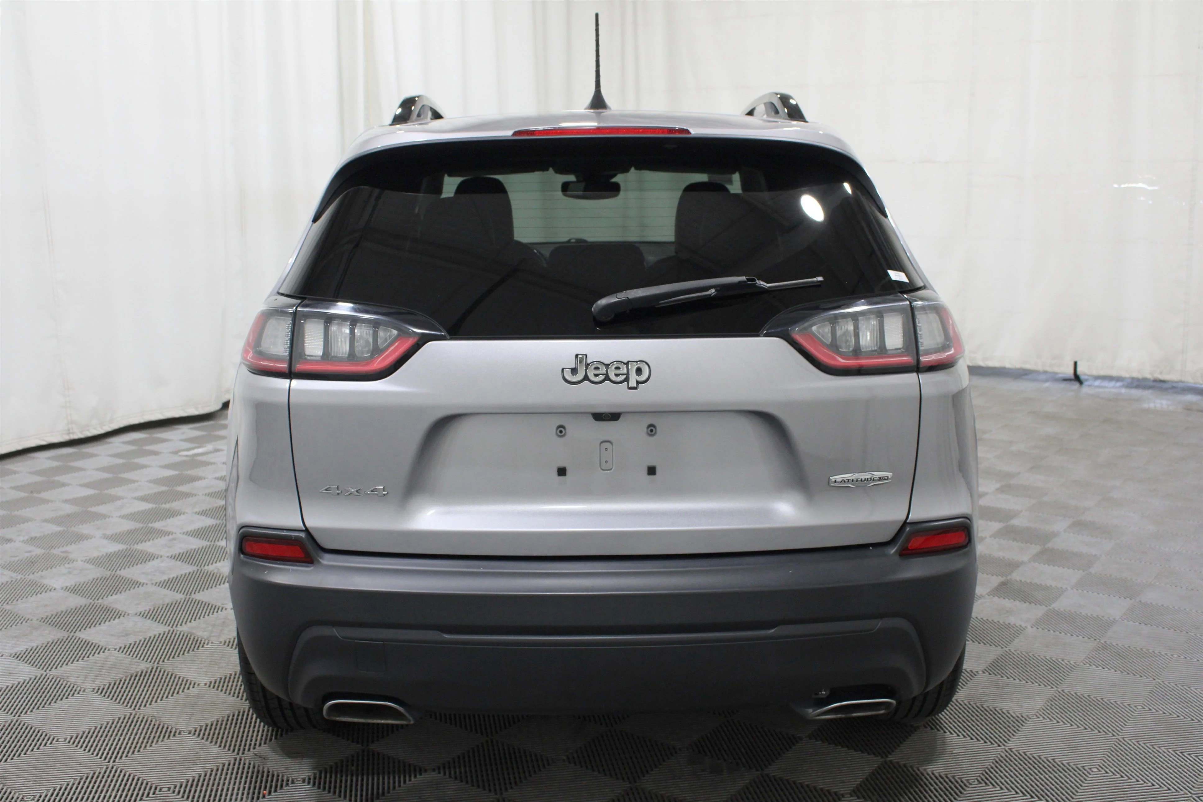 2022 Jeep Cherokee Latitude Lux - Photo 24
