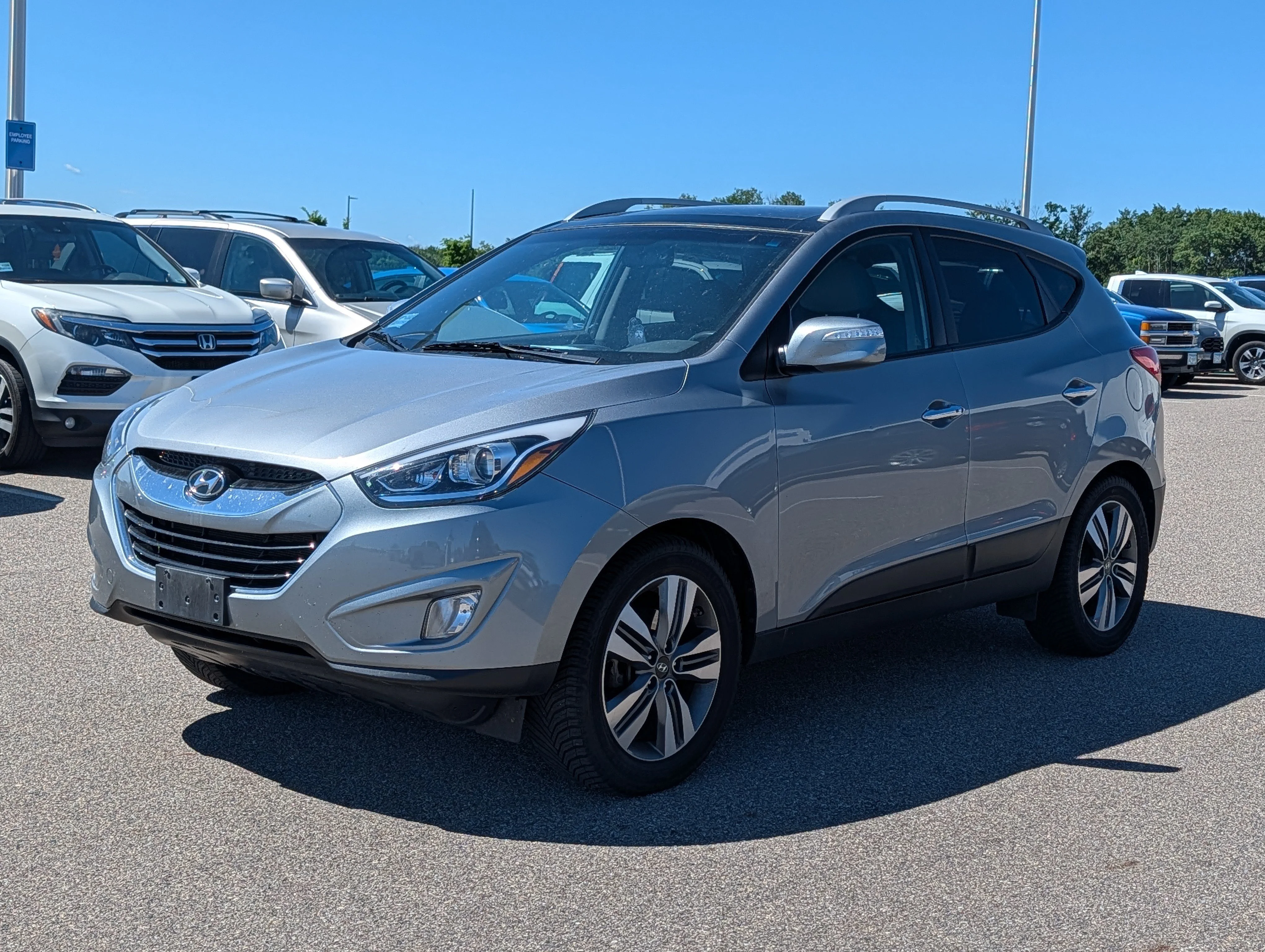 Used 2015 Hyundai Tucson Limited with VIN KM8JU3AG6FU106665 for sale in Waite Park, Minnesota