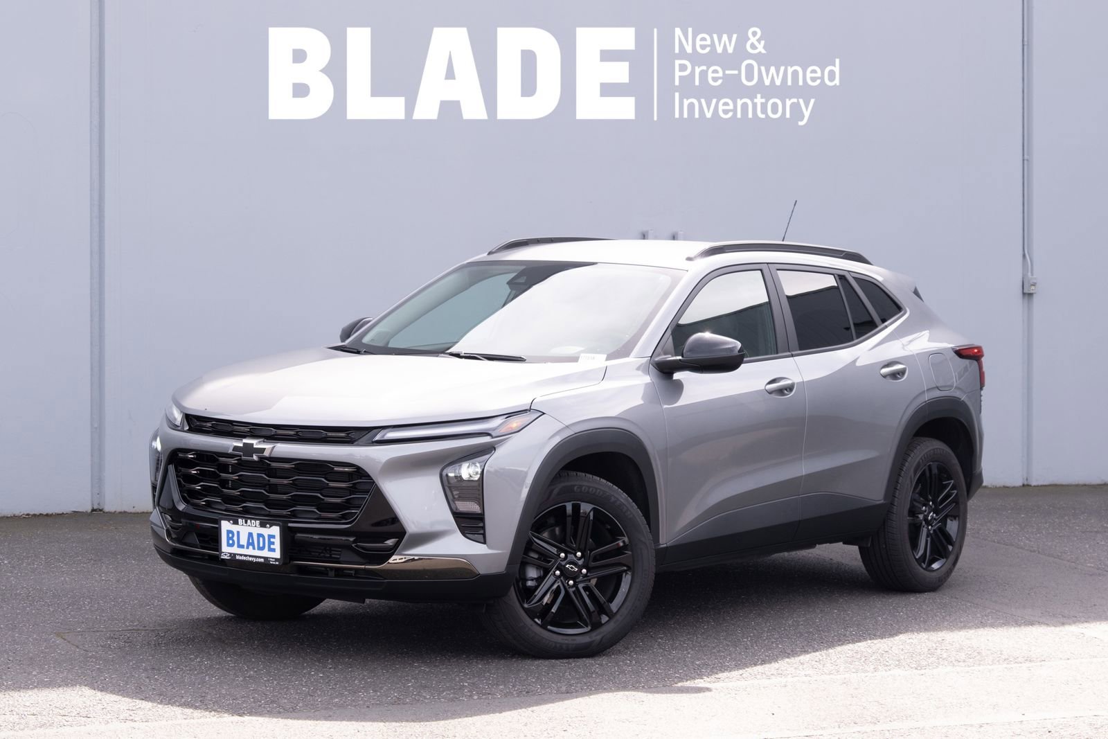 Sterling Gray Metallic 2025 Chevrolet Trax Activ FWD SUV / Crossover Front-Wheel Drive