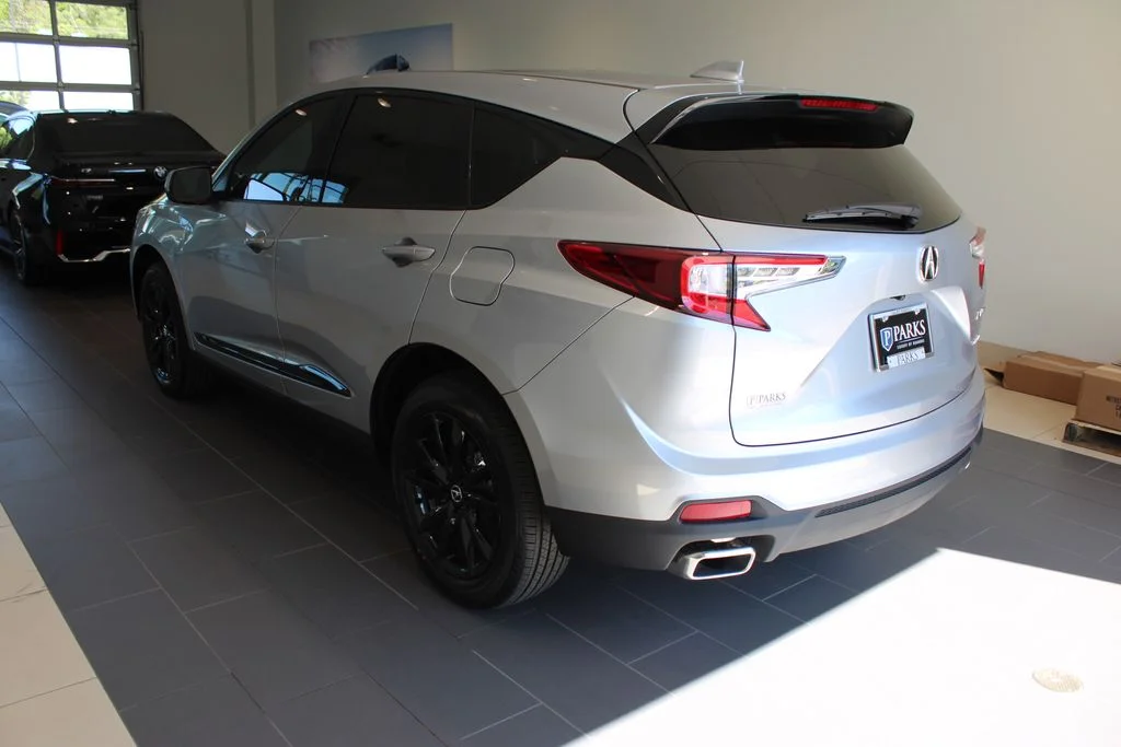 New 2026 Solar Silver Metallic Acura Base image 31
