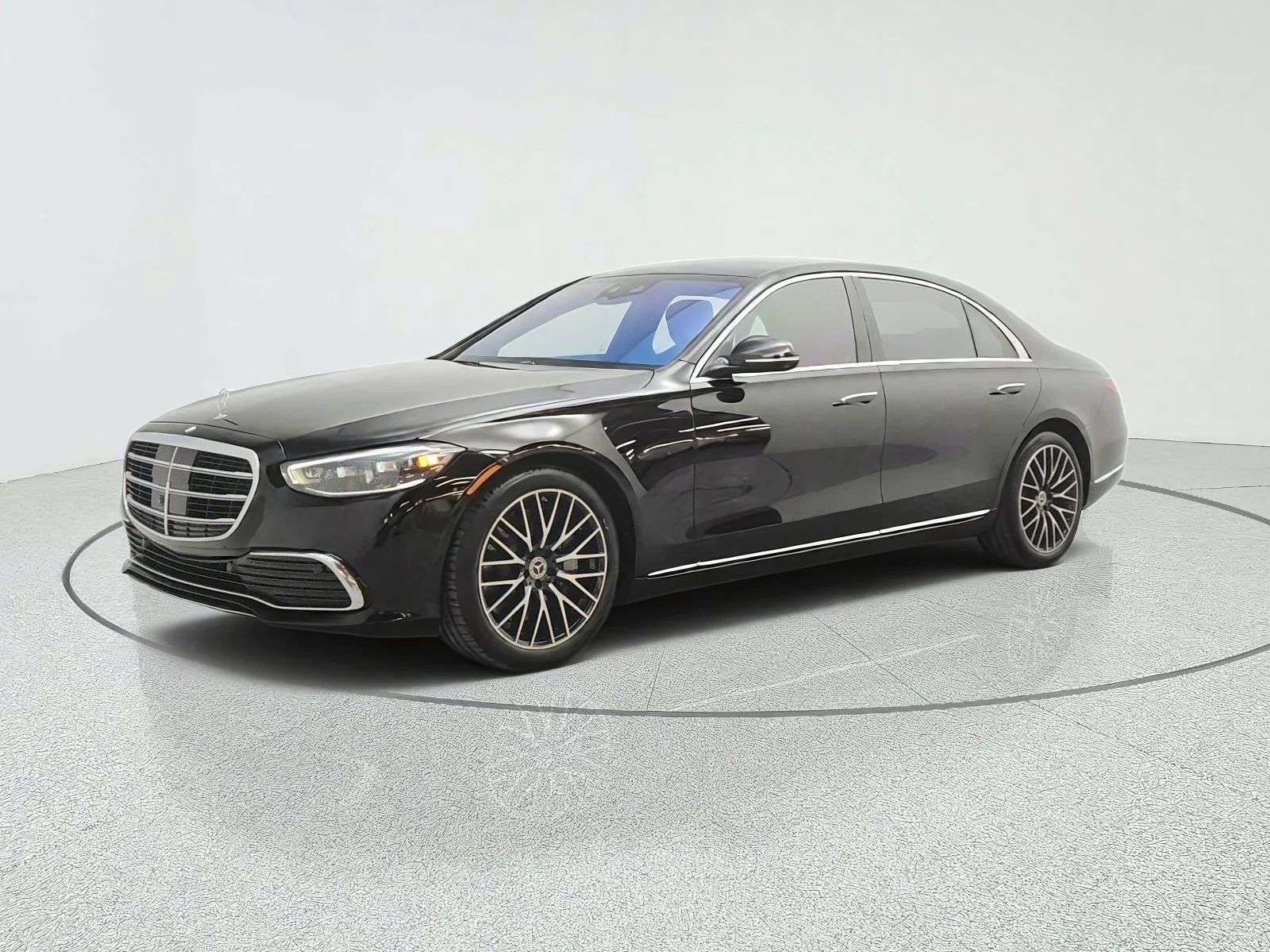 Certified Used 2022 Black Mercedes-Benz S 580 4MATIC® Sedan image 1