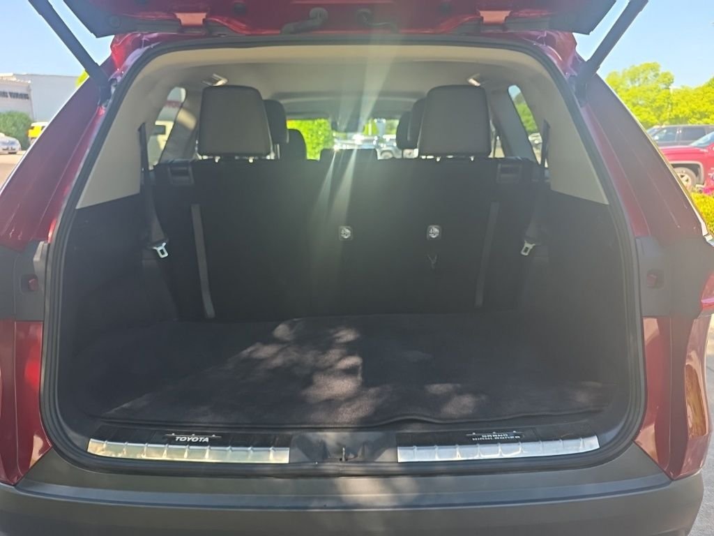 Used 2025 Red Toyota XLE image 36