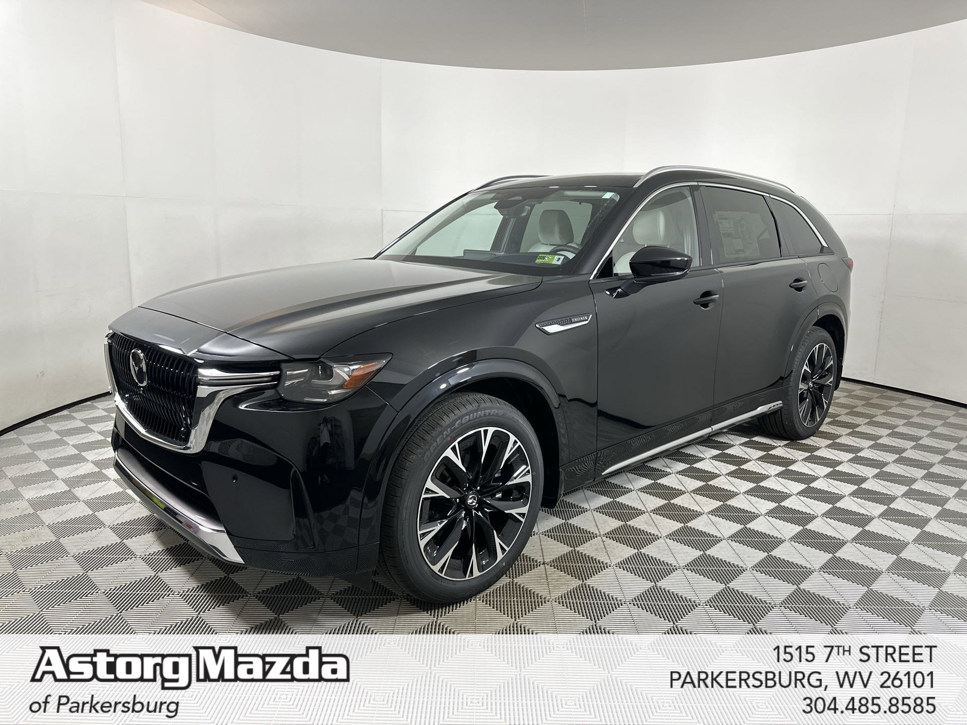 New 2025 Jet Black Mica Mazda S Premium Plus Package image 4