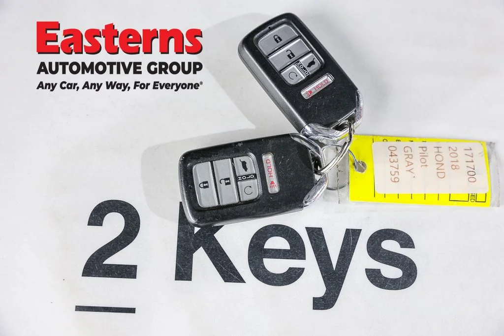 Used 2018 Gray Honda EX-L image 24