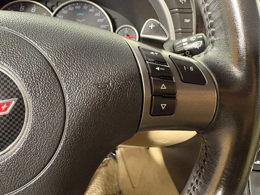 Used 2007 Blue Chevrolet Base image 26