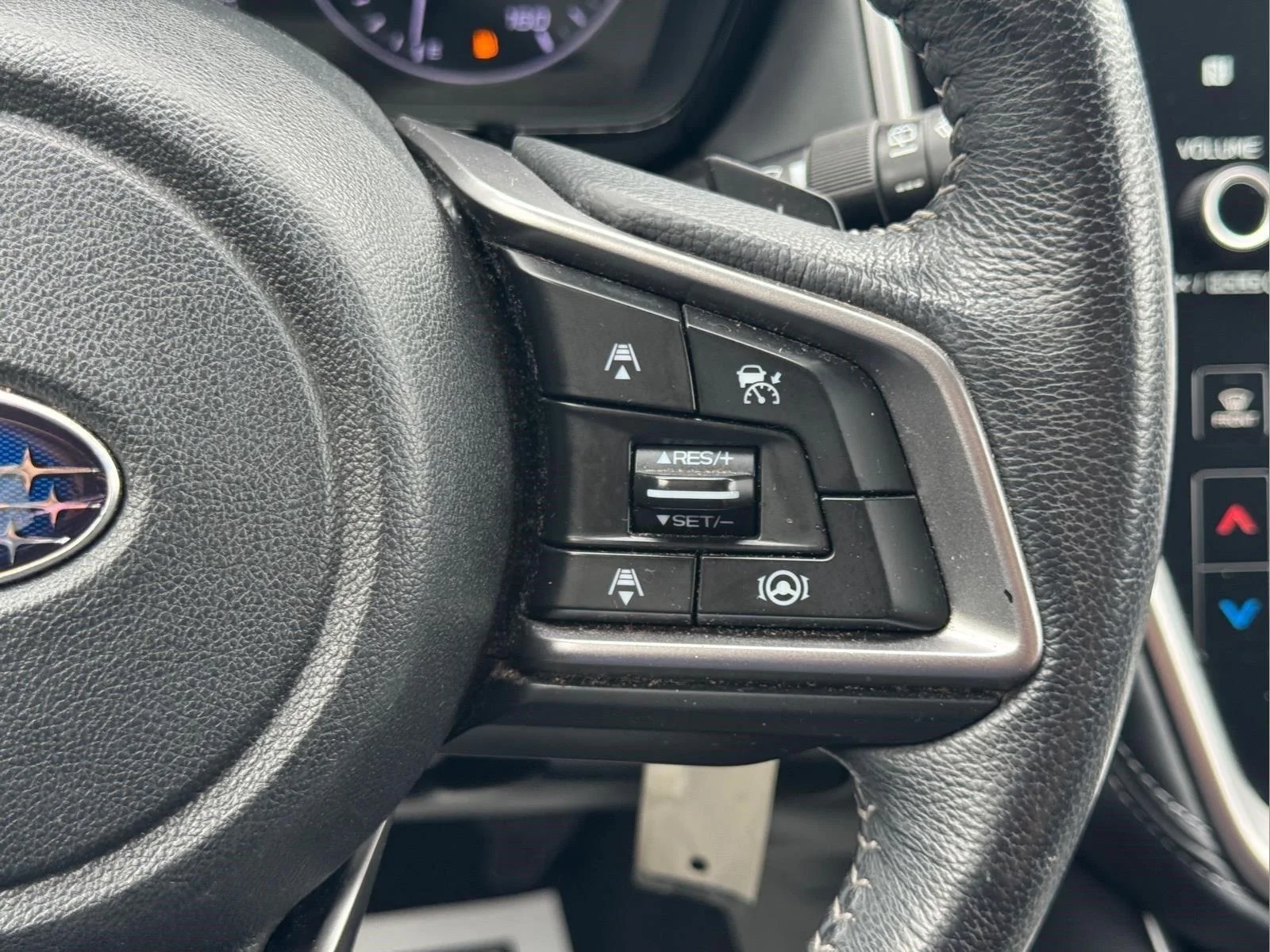 Used 2020 Magnetite Gray Metallic Subaru Premium image 20