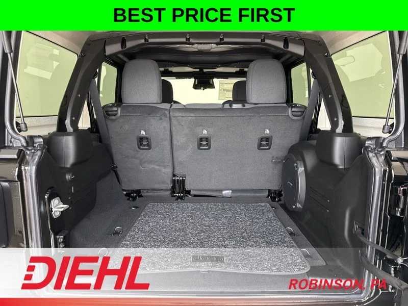 New 2026 Black Clear-Coat Exterior Paint Jeep 85th Anniversary Edition image 9
