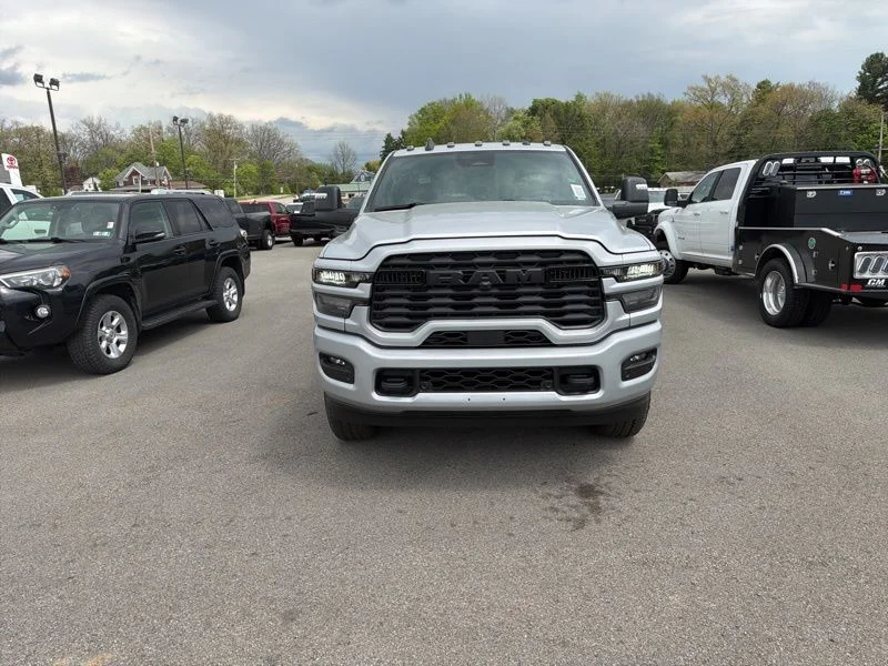 New 2026 Silver-Zynith Exterior Paint RAM Big Horn image 9