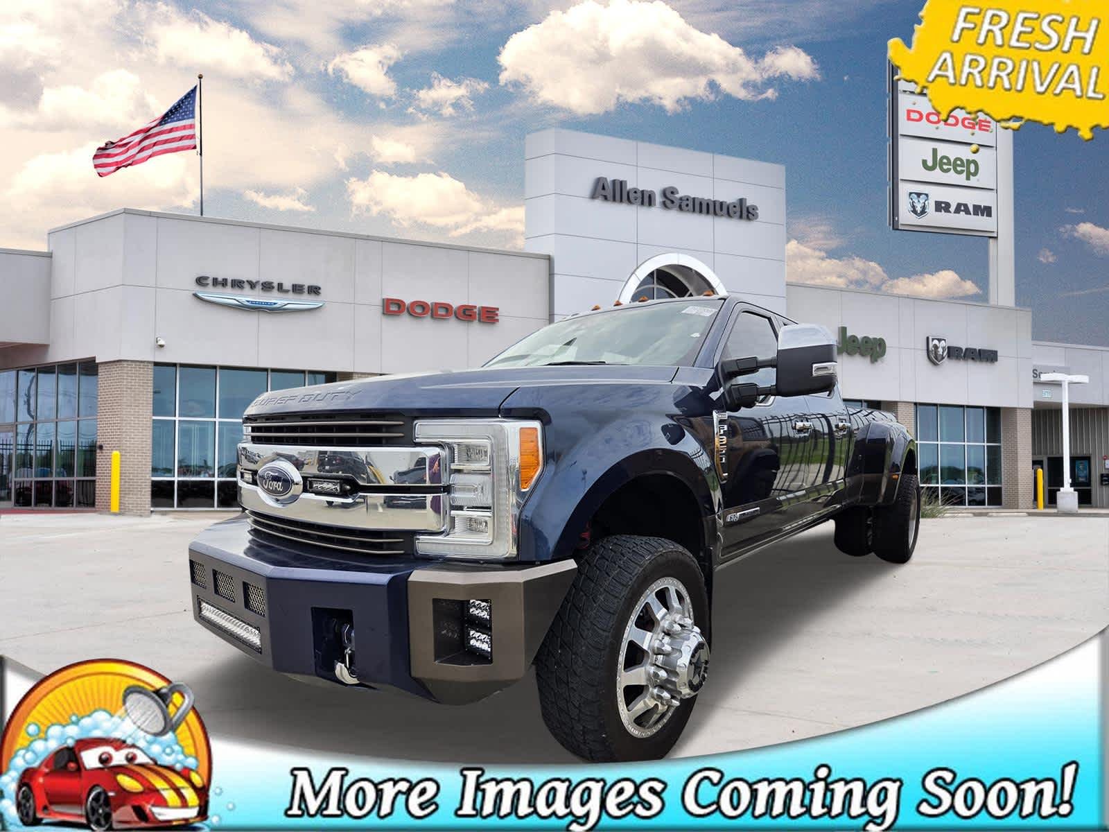 2017 Ford Super Duty F-350 DRW Pickup King Ranch