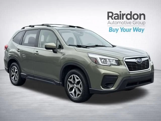 Used 2020 Jasper Green Metallic Subaru Premium image 1