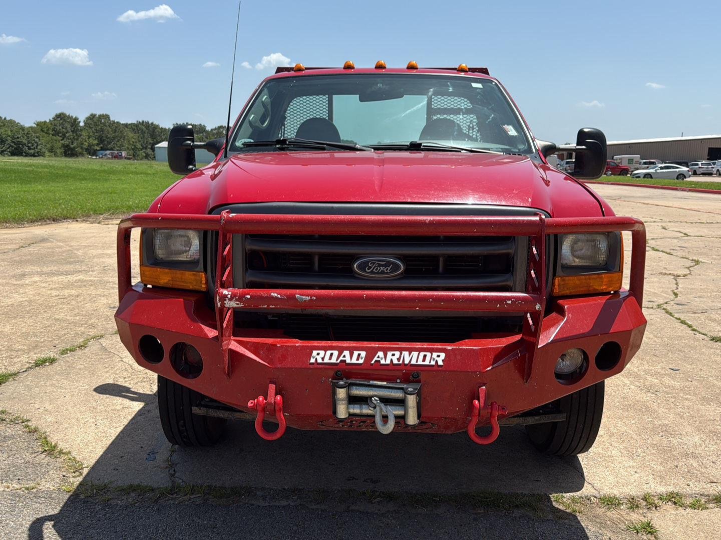 Used 2001 red Ford XL image 2