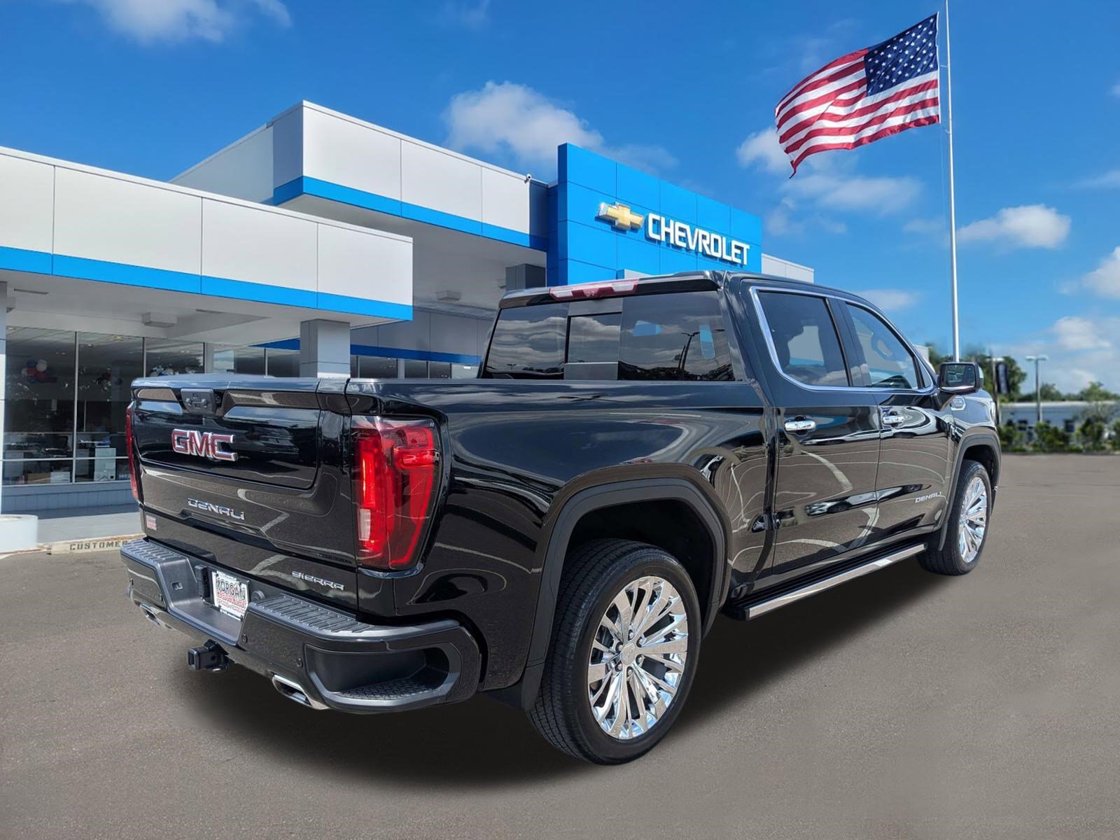 Used 2023 Onyx Black GMC Denali image 4