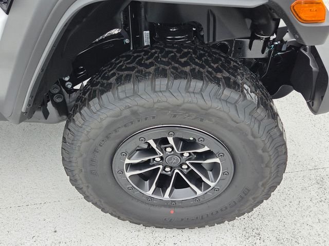 New 2026 Bright White Clear-Coat Exterior Paint Jeep Willys image 11