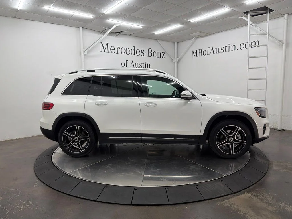 New 2026 White Mercedes-Benz GLB 250 image 8