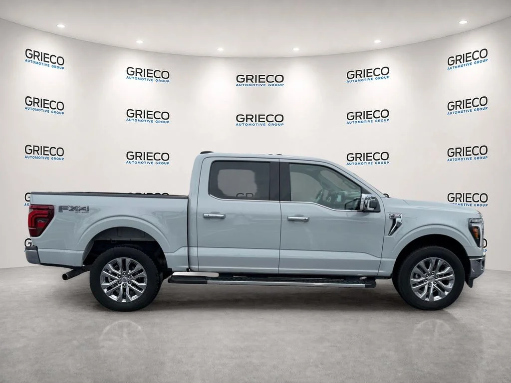 Used 2024 White Ford Lariat image 8