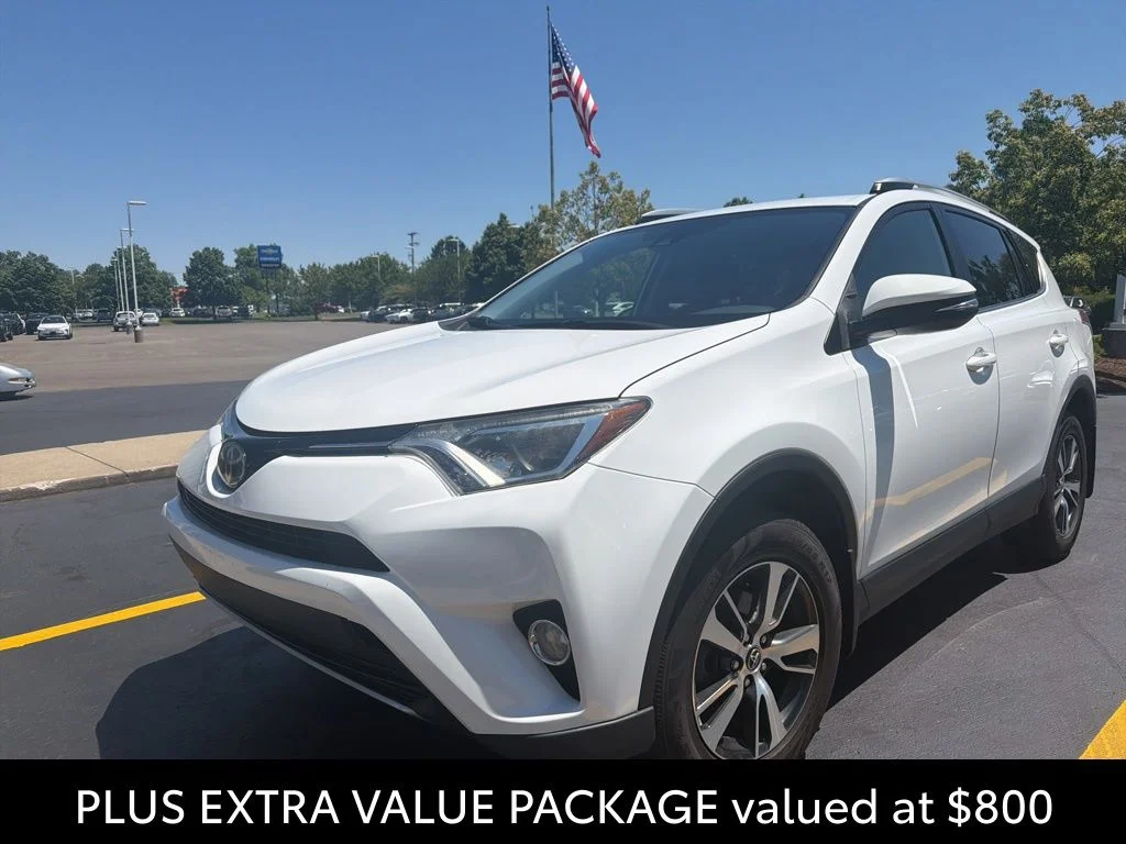Certified Used 2018 White Toyota XLE image 3