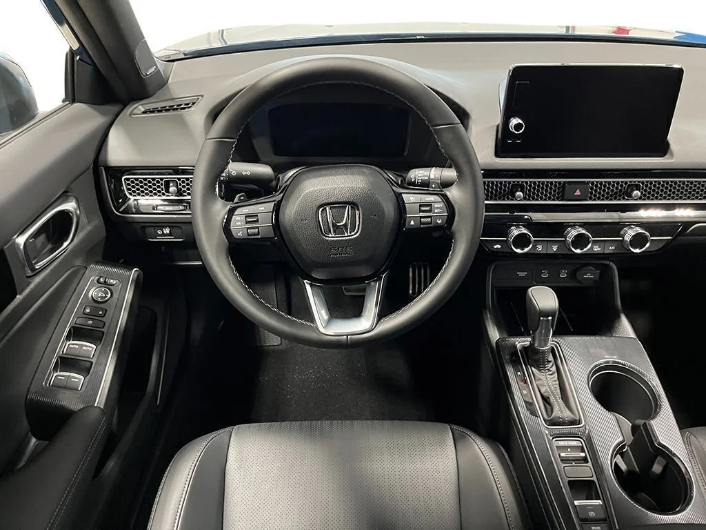 New 2026 Platinum White Pearl Honda Sport Touring image 17