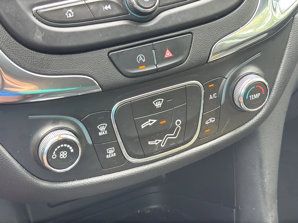 Used 2023 Gray Chevrolet LT image 24
