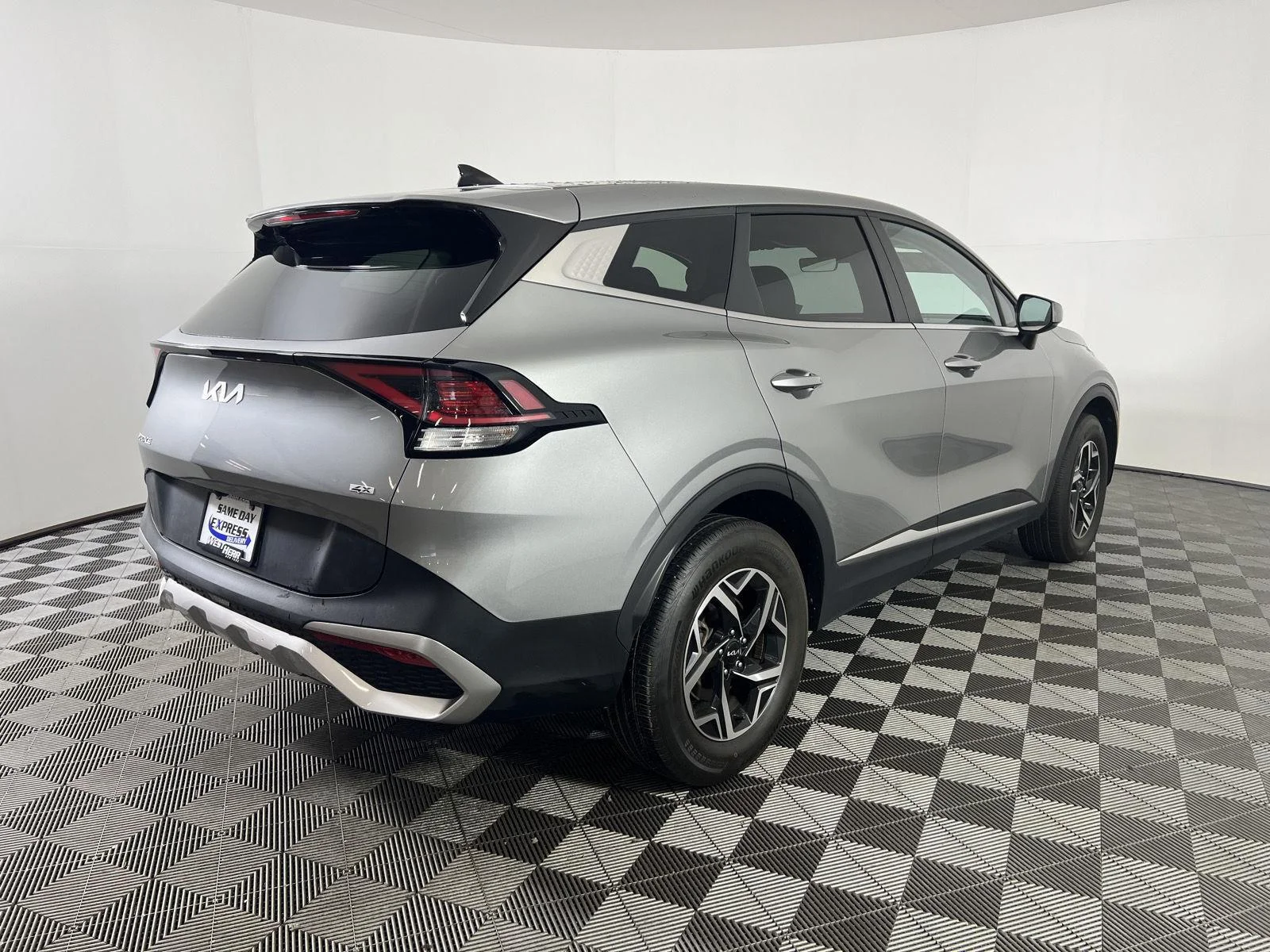 Used 2023 Steel Gray Kia LX image 3