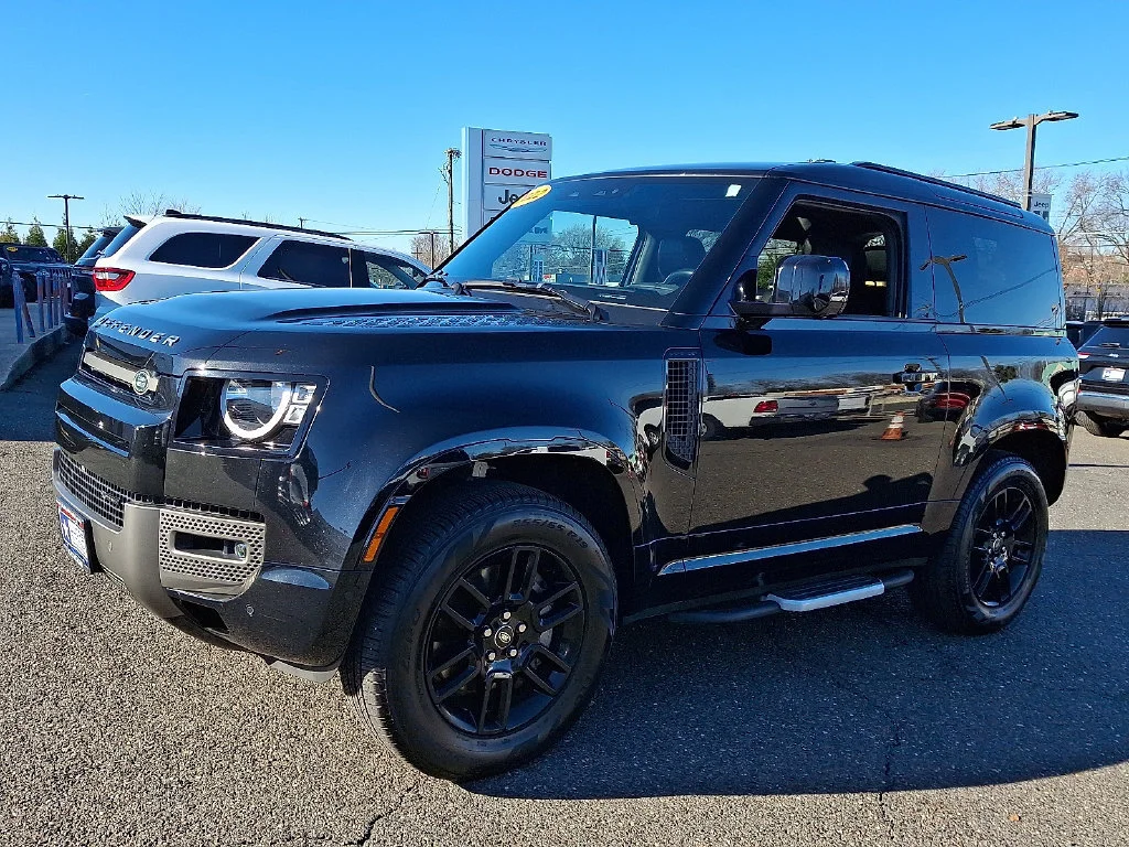 Used 2022  Land Rover X-Dynamic S image 6