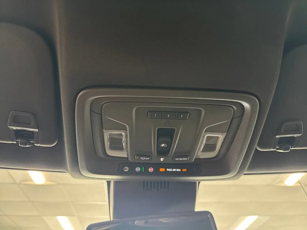 New 2026 Summit White GMC SLT image 18
