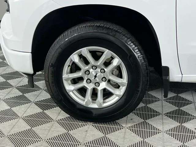 2024 Chevrolet Silverado 1500 RST - Photo 12