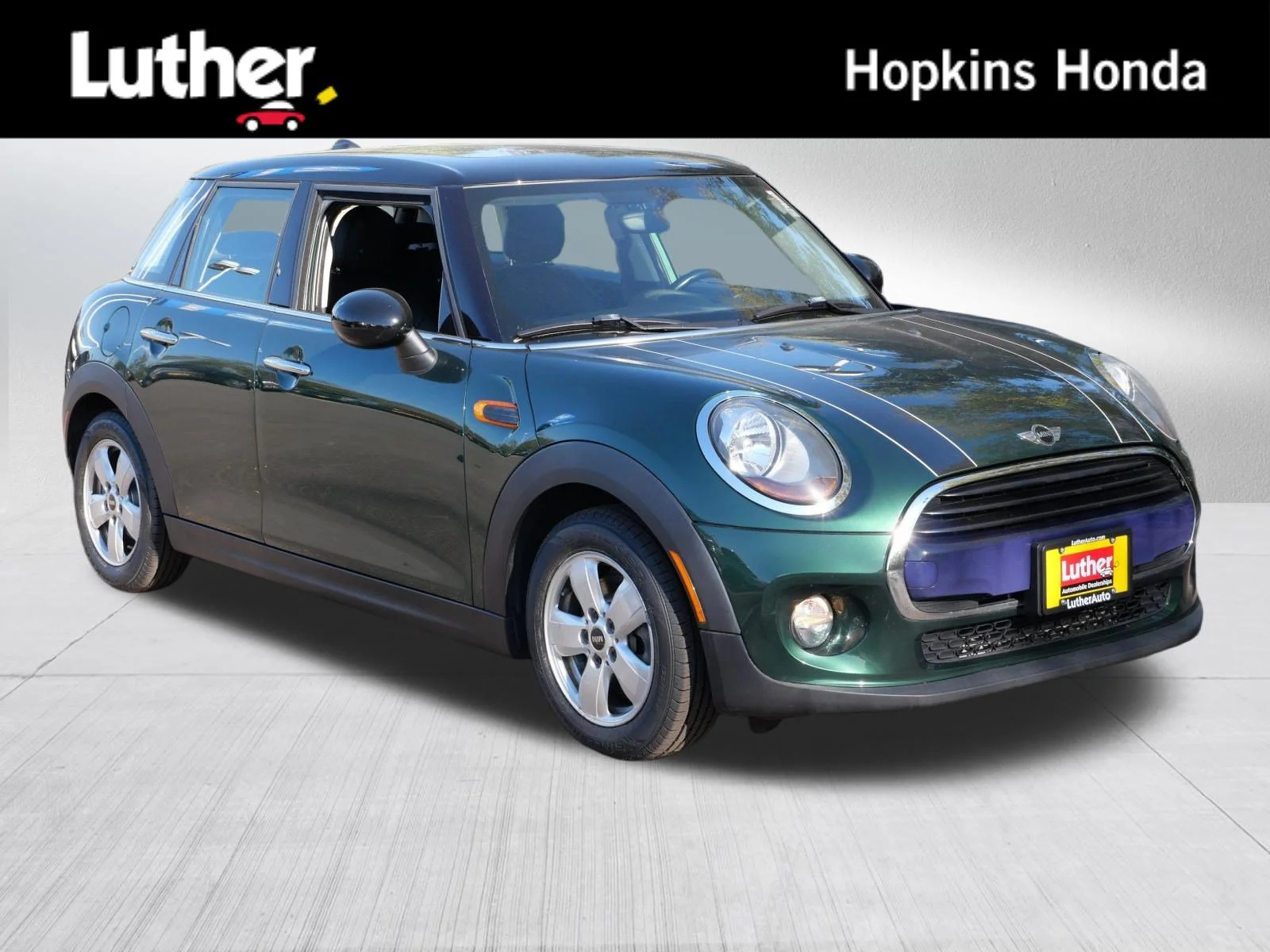 2016 MINI Cooper