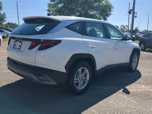 2025 Hyundai Tucson SE - Photo 23