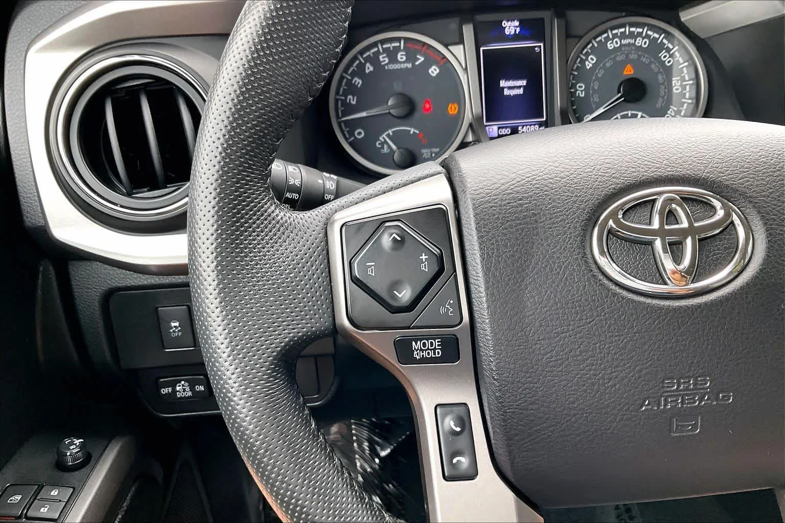 Used 2021 Silver Sky Metallic Toyota SR5 image 23
