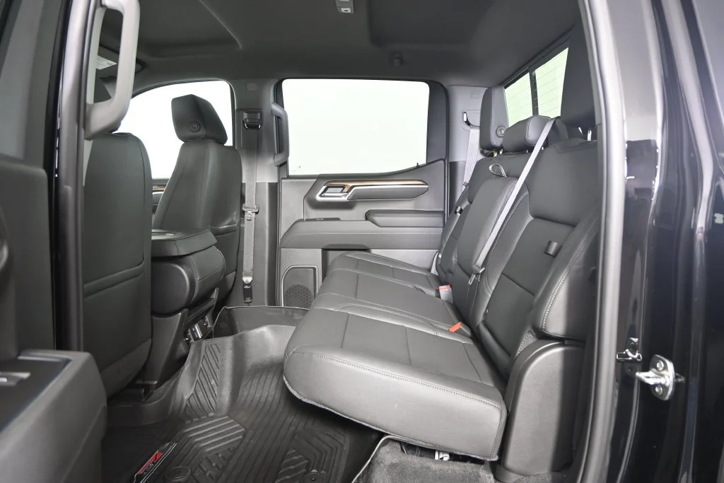New 2026 Black Chevrolet LT image 17